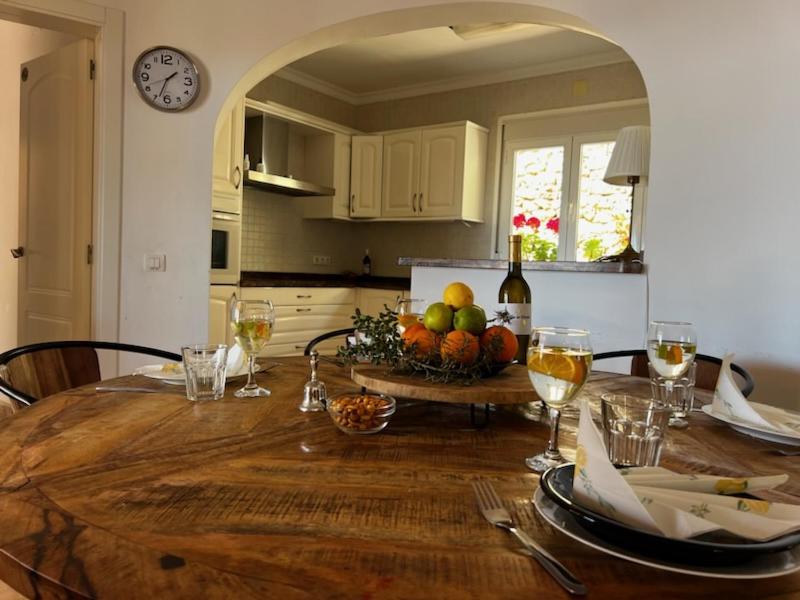 Dapur atau dapur kecil di CASA BELLE VUE sea view & private pool