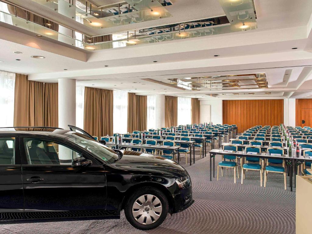 Zona business o sala conferenze di Congress Hotel Weimar by Mercure