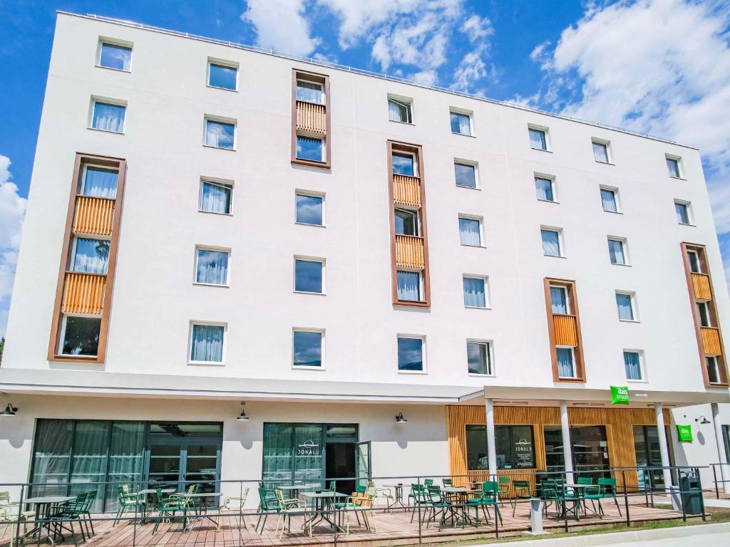 Budova, kde se hotel nachází