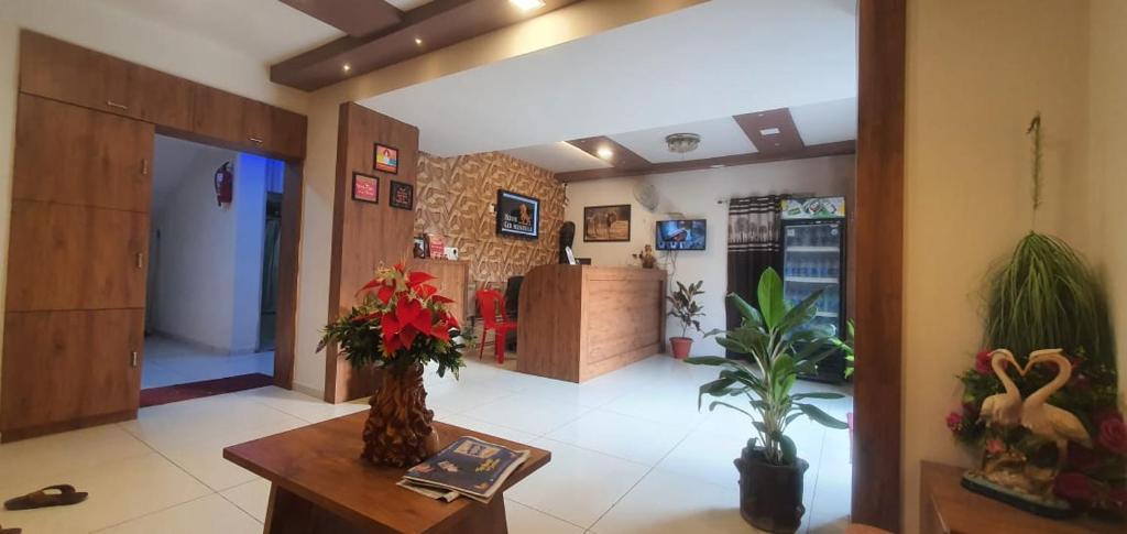 TV a/nebo společenská místnost v ubytování Hotel Gir Scintilla