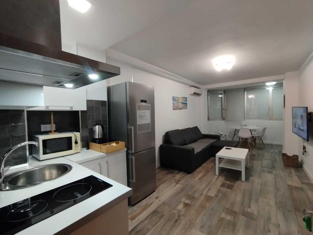 Kuchyň nebo kuchyňský kout v ubytování Plazamar Centro Apto 1 Dorm 3 Huésped Playa WiFi