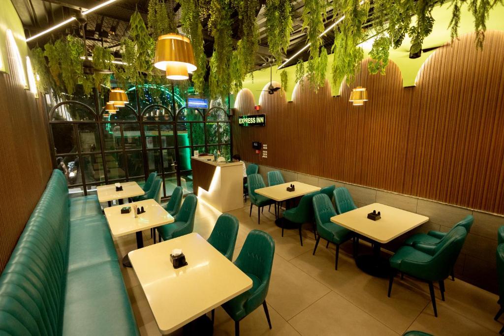 تصویر اتاق‌های HOTEL GOLDEN TULIPZ - تصویر ۲
