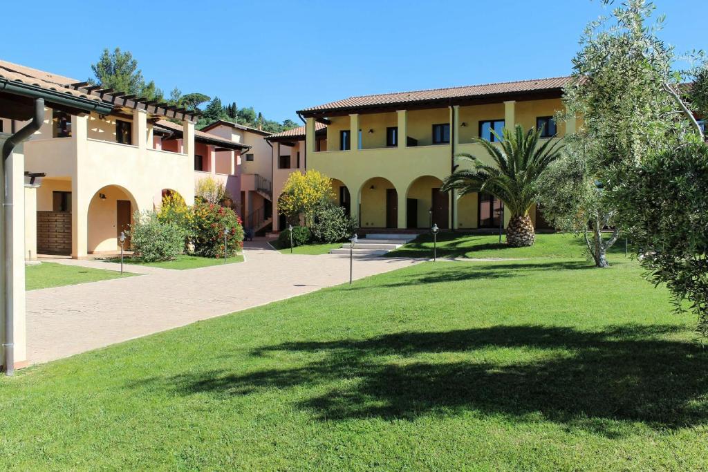 Ogród w obiekcie Le Corti Del Sole Residence