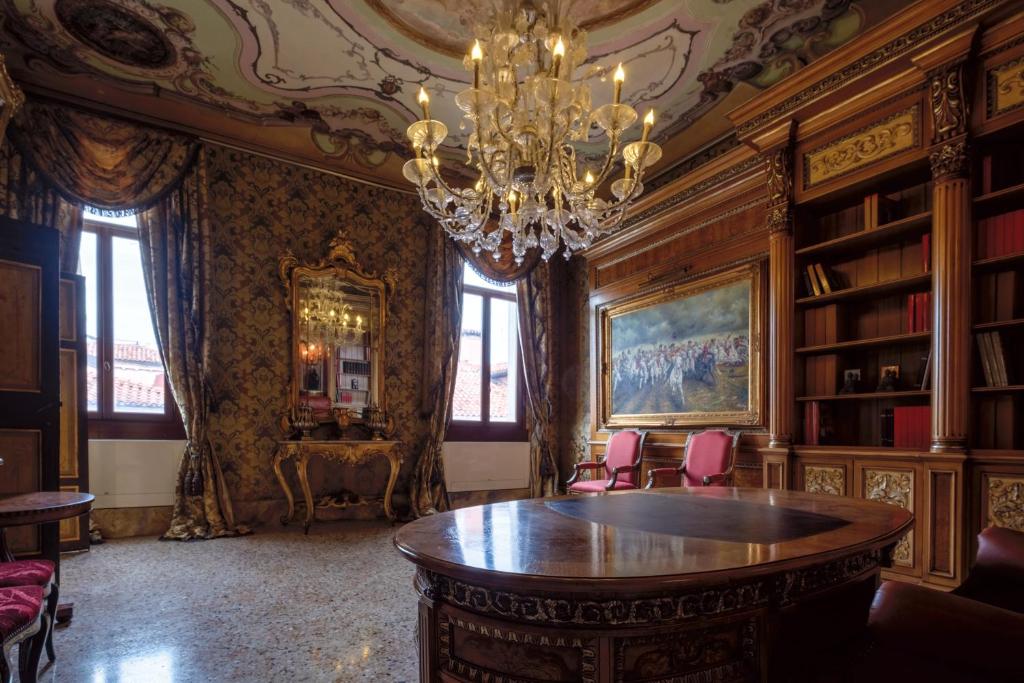 Posedenie v ubytovaní Palazzo Ca' Bernardo By Francesco Molon