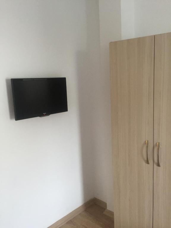TV a/nebo společenská místnost v ubytování Tay Pansiyon