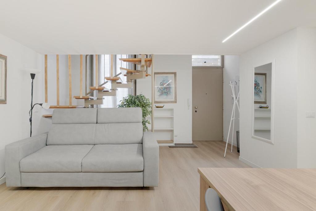 Solari - California - Loft con Soppalco