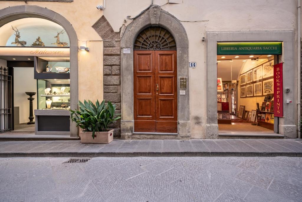 Fasada lub wejście do obiektu Ponte Vecchio Central Flats