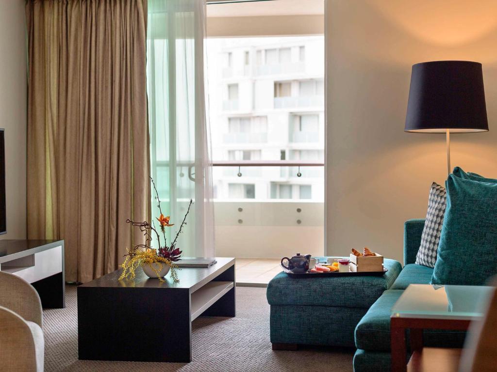 Posezení v ubytování Pullman Auckland Hotel & Apartments