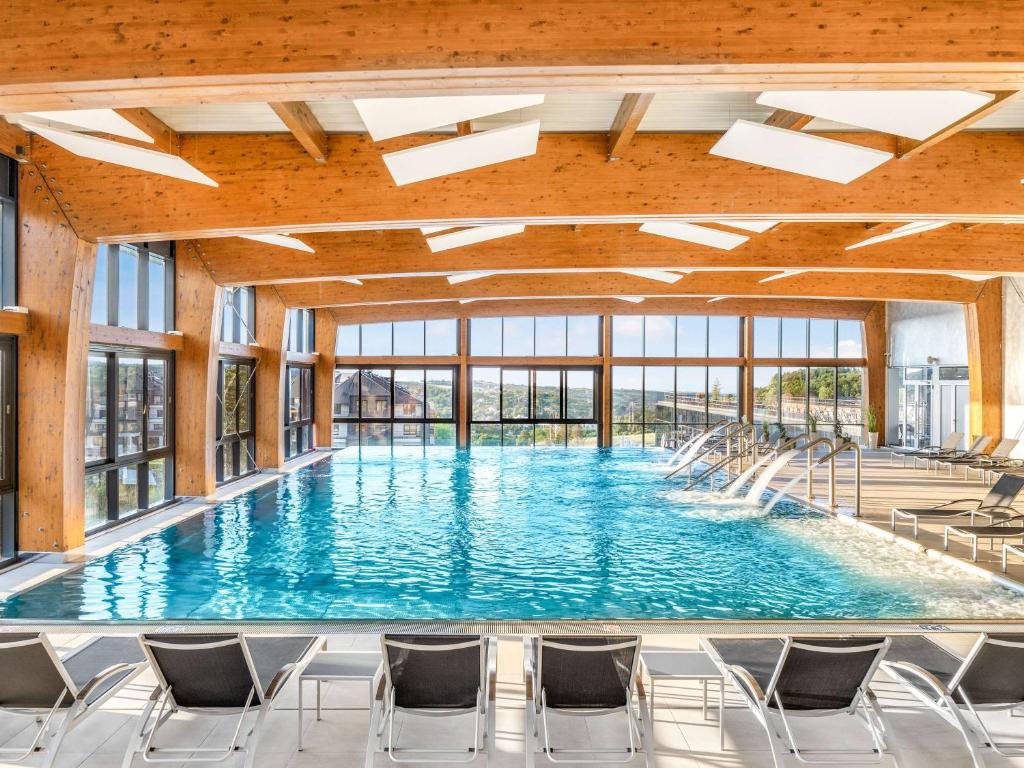 Bassein majutusasutuses Movenpick Resort and Spa Fruske Terme või selle lähedal