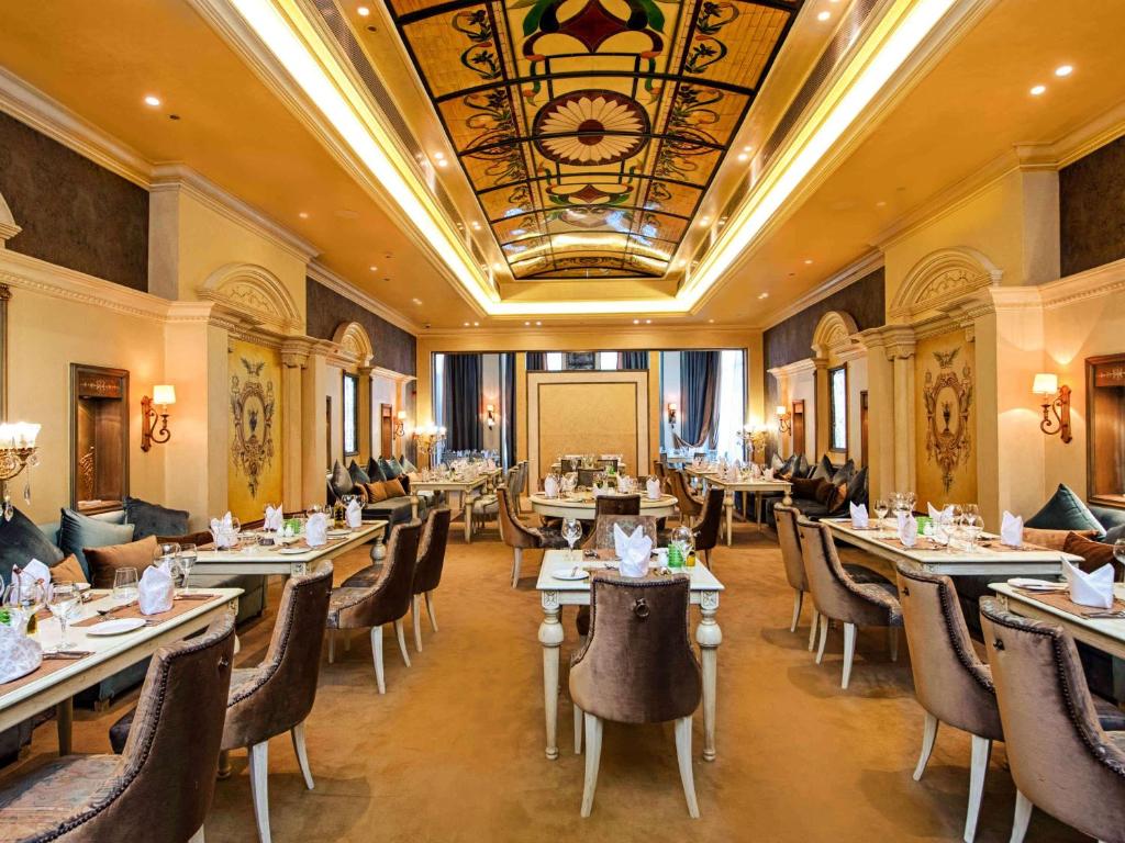 Restaurace v ubytování Rixos Premium Seagate