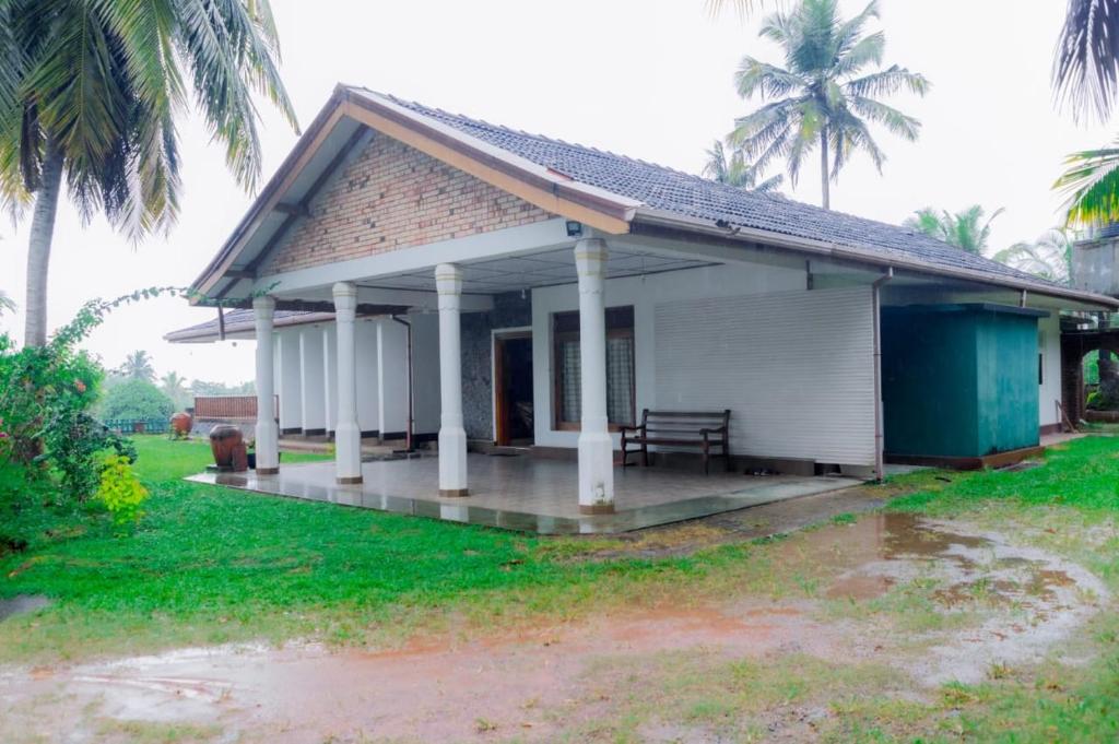 Το κτήριο όπου στεγάζεται  ο ξενώνας