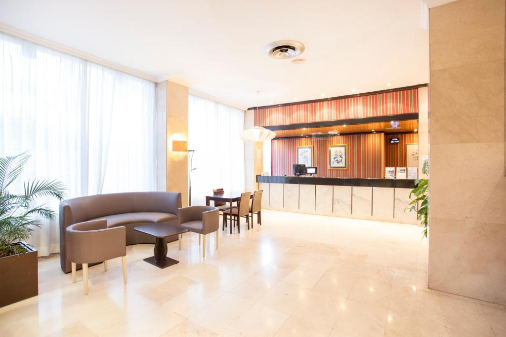 Kuchyň nebo kuchyňský kout v ubytování Be Live Adults Only Tenerife