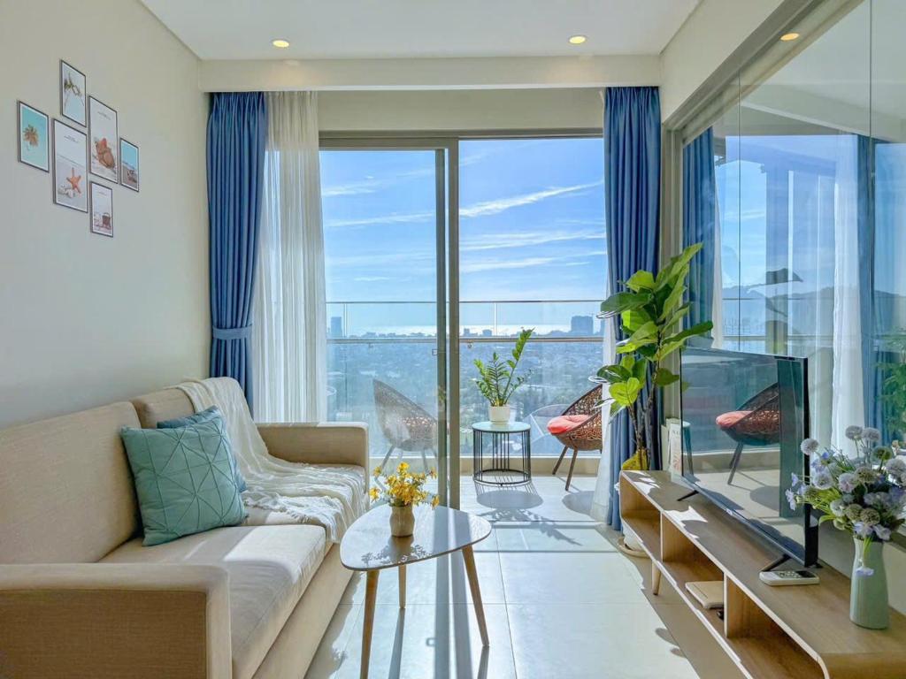 Khu vực ghế ngồi tại Monica Homestay - Căn hộ The Song Vũng Tàu