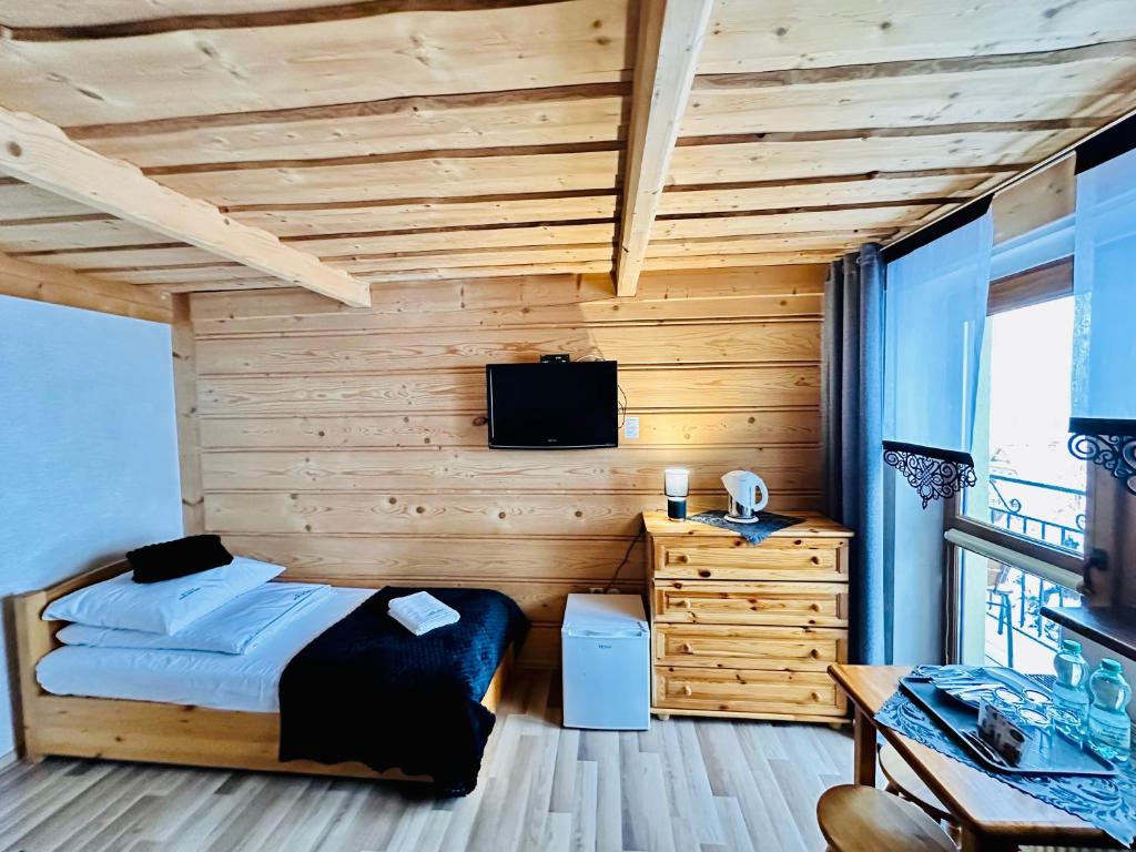 Willa i Karczma Cztery Pory Roku Relaks & SPA - Habitación Cuádruple