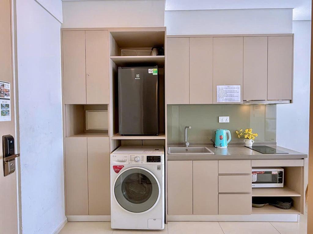 Nhà bếp/bếp nhỏ tại Monica Homestay - Căn hộ The Song Vũng Tàu