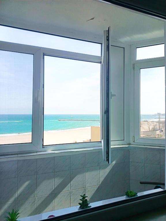 Nespecifikovaný výhled na moře nebo výhled na moře při pohledu z apartmánu