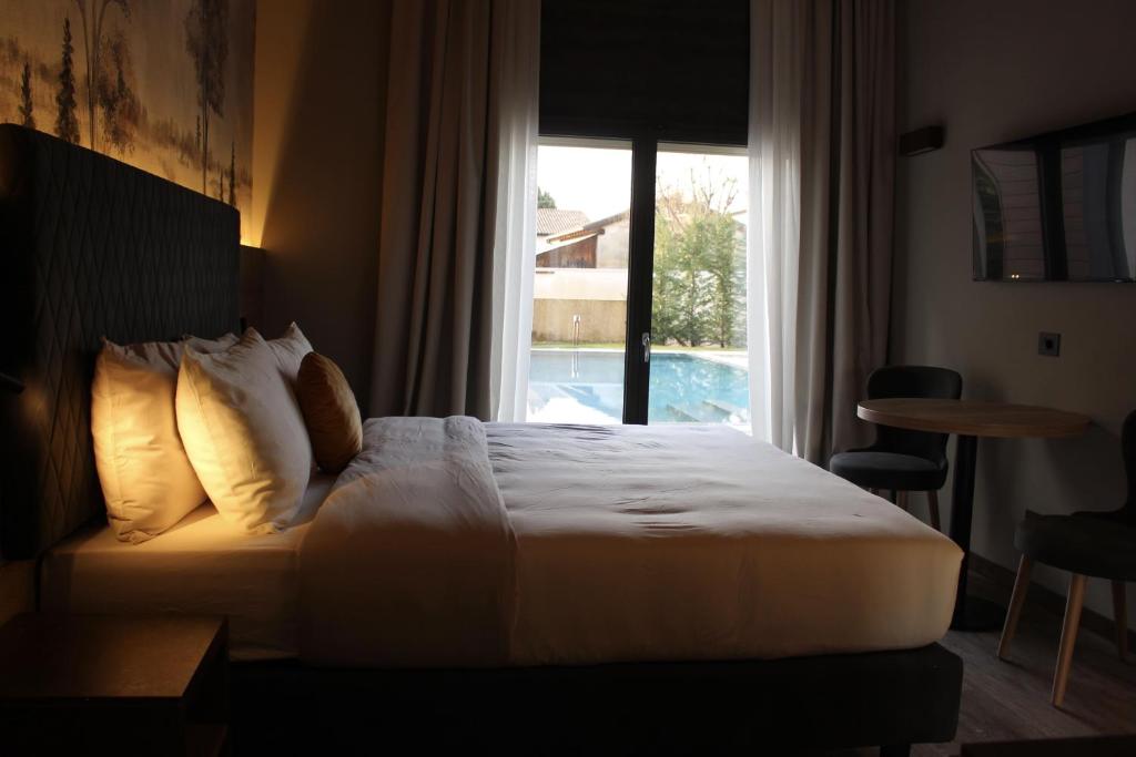 Ida Boutique Hotel - Double Or Twin Room With Pool View