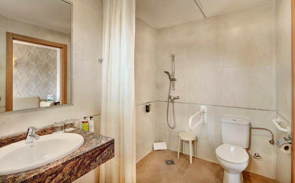 Kúpeľňa v ubytovaní Sercotel Hotel President