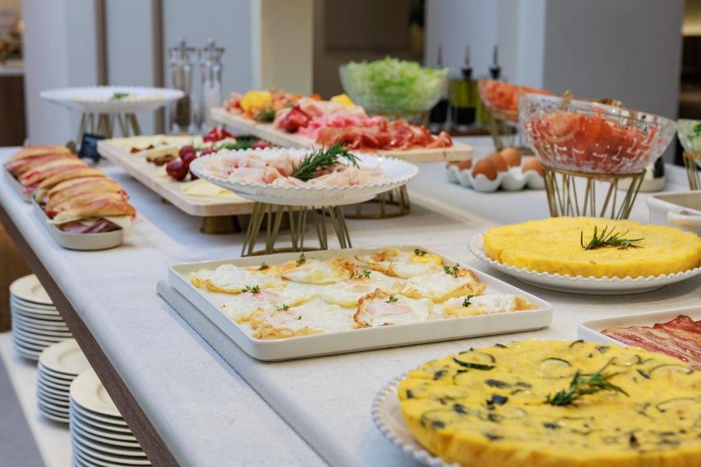 Hotel Medinaceli New reopening 2025 - Resim 16