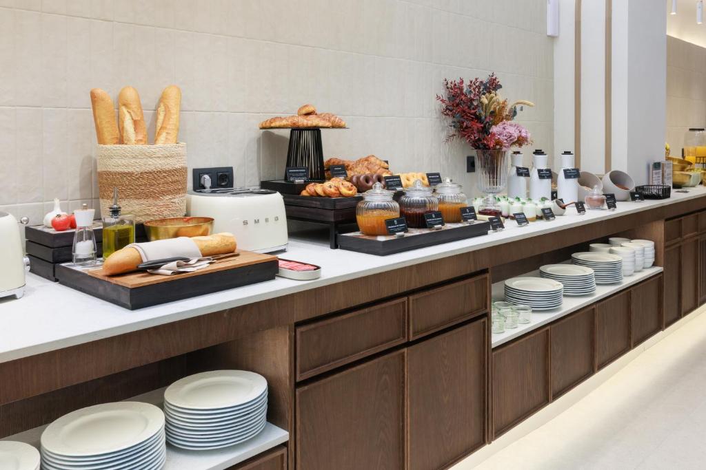 Hotel Medinaceli New reopening 2025 - Resim 15