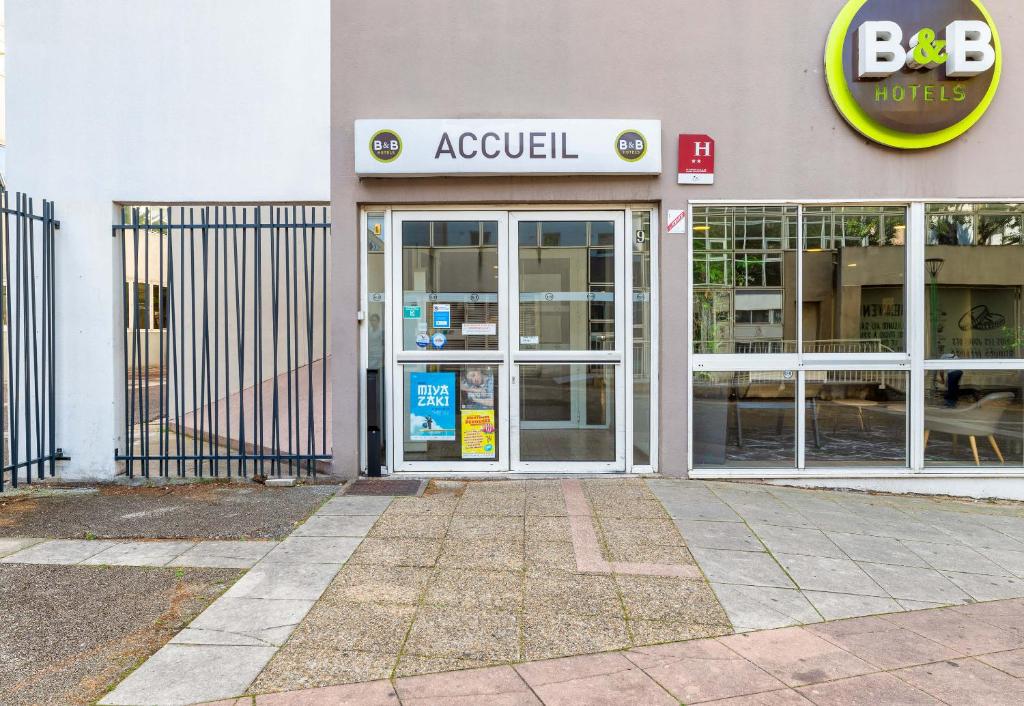 B&B HOTEL Lyon Centre Monplaisir - Resim 41