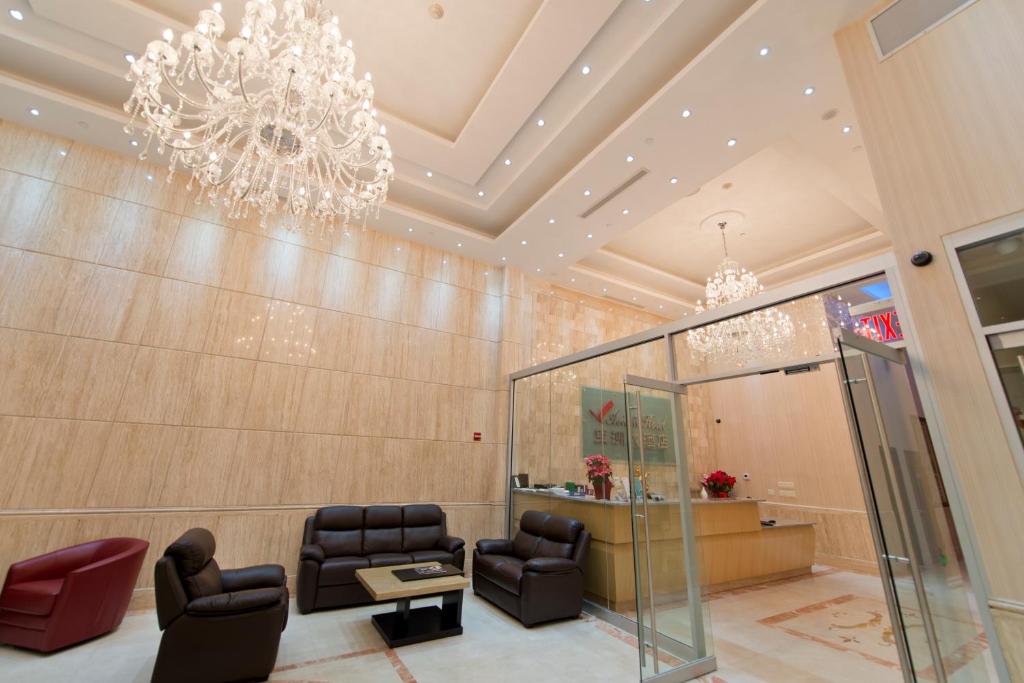 Asiatic Hotel - Flushing photo