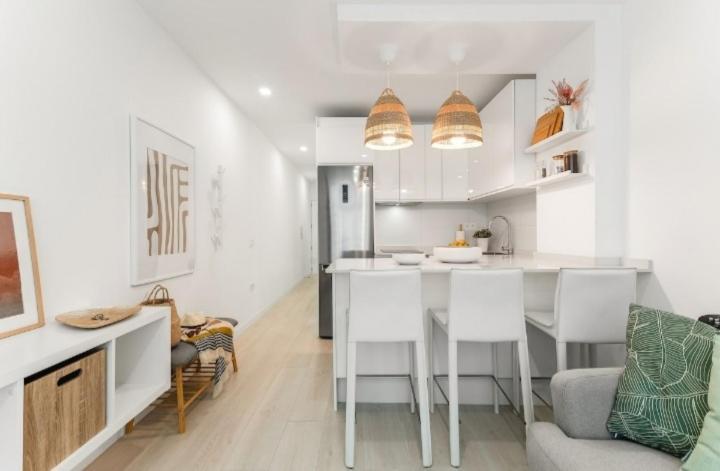 Lindamar Canteras Beach House