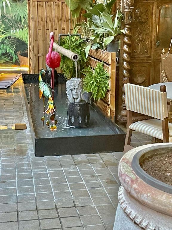 Hotel Life Gran Via - Tropical garden - Resim 34