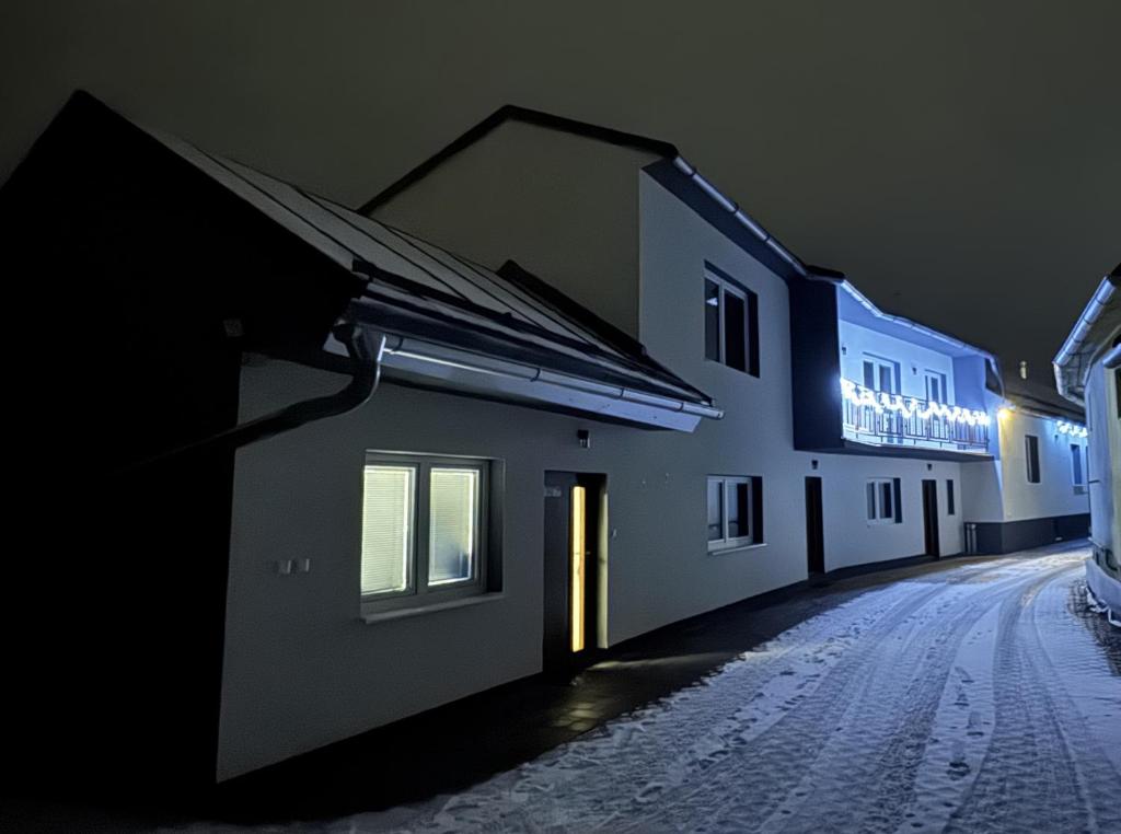 Budova, kde se ubytování v soukromí nachází