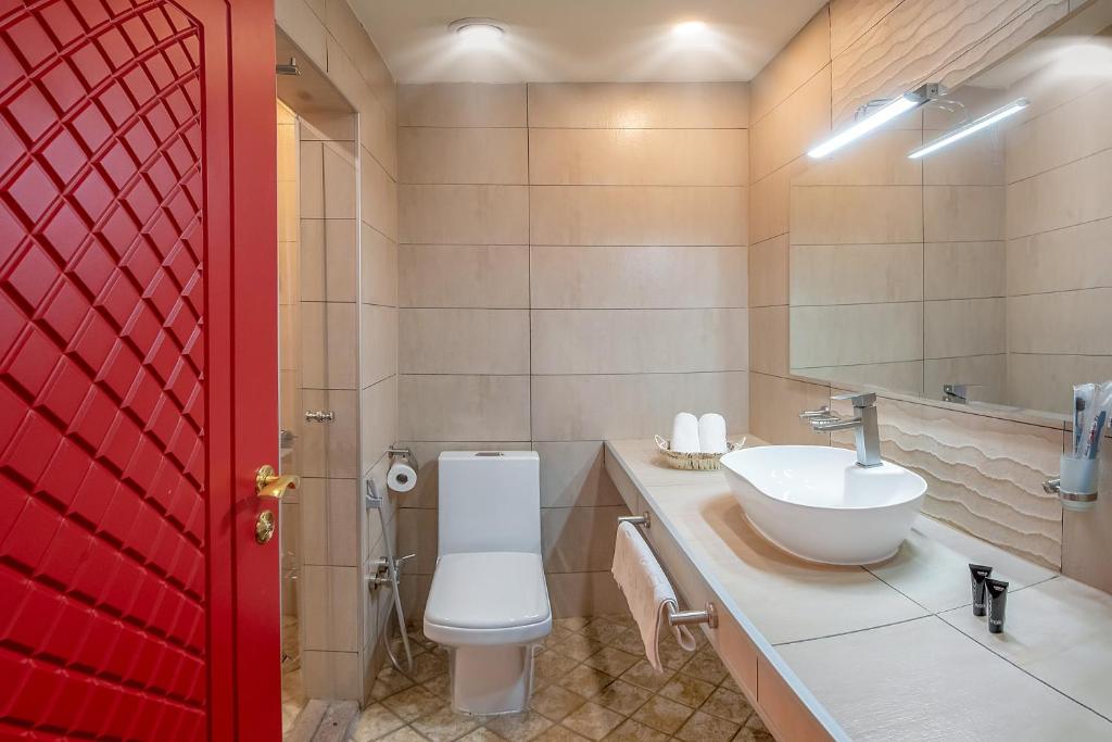 Koupelna v ubytování Denis hotel