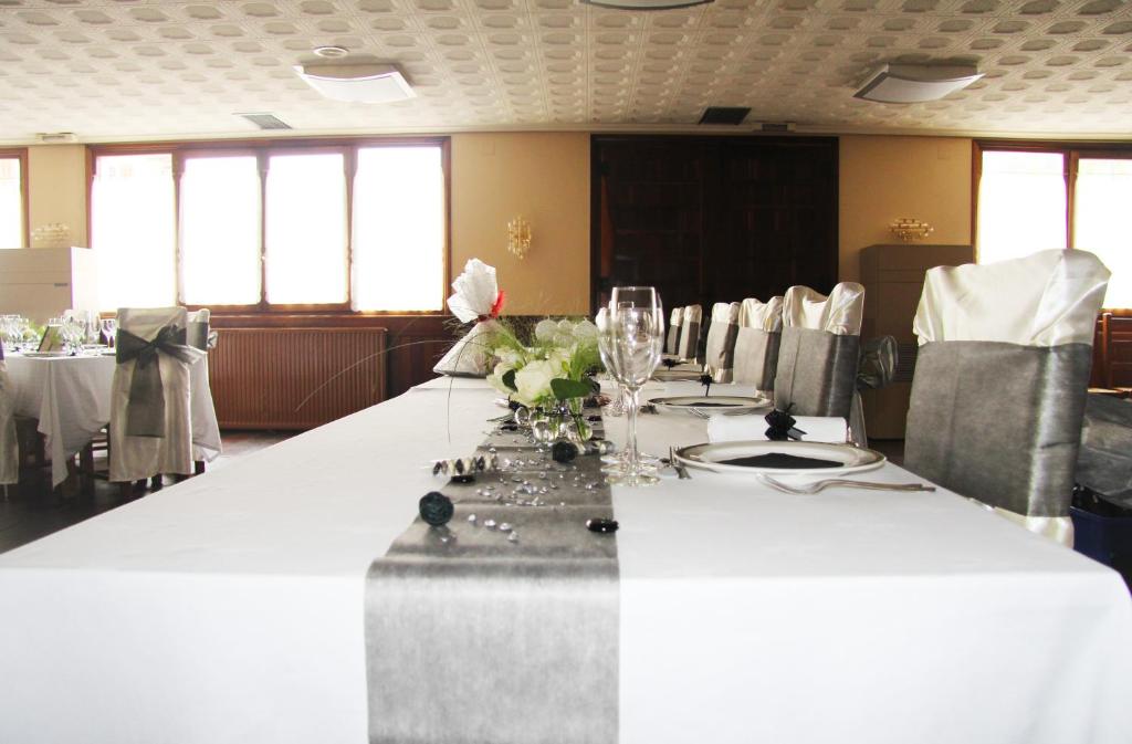 Restaurace v ubytování Hotel Urgaín