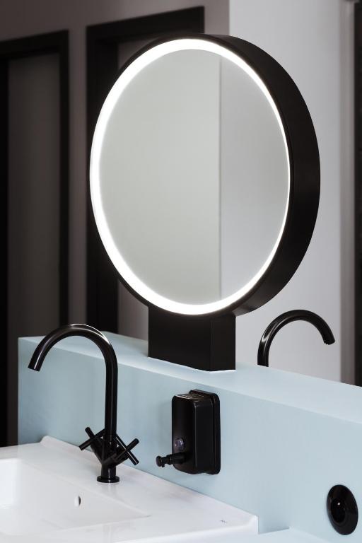 Long Story Short Hostel & Café - 11