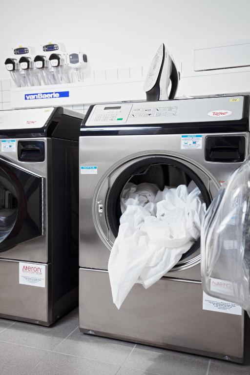 Long Story Short Hostel & Café - 17