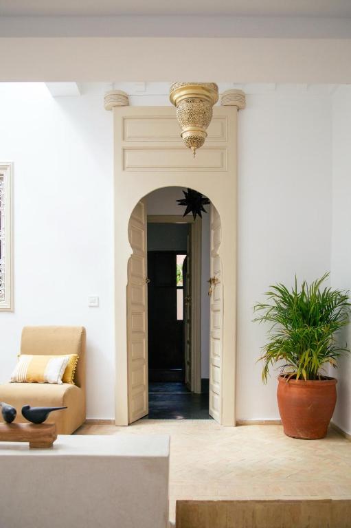 Posezení v ubytování Riad À l'ombre des Orangers