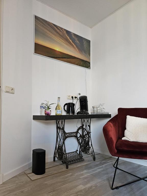 Příslušenství pro přípravu čaje a kávy v ubytování B&B it Arbeidershûske