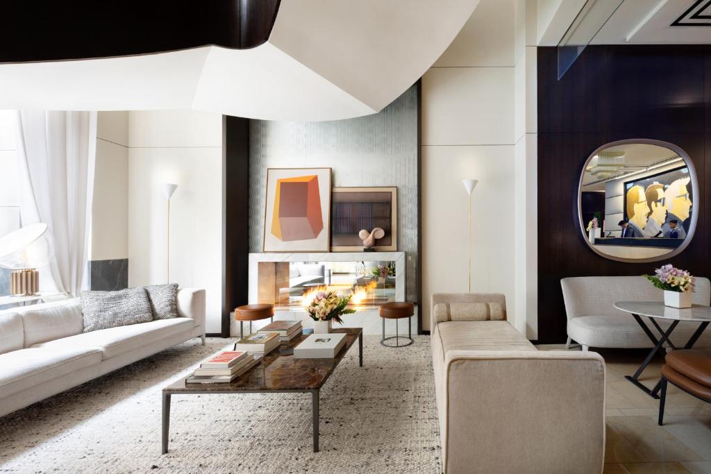 The Langham, New York, Fifth Avenue photo