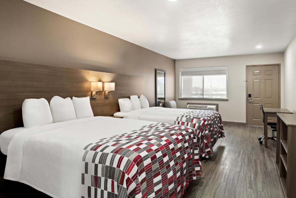 Red Roof Inn Stafford, TX - 