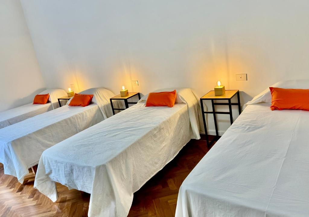 Postel nebo postele na pokoji v ubytování Clivias Hostel