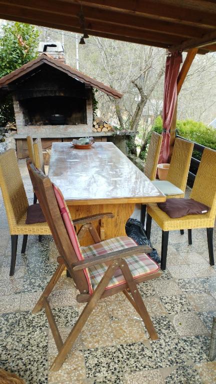 Fotografie z fotogalerie ubytování Holiday home Mrežnički šum v destinaci Generalski Stol