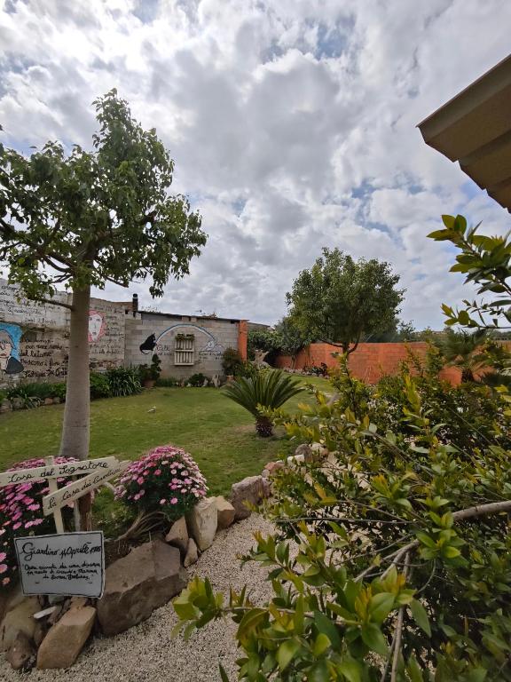 Zahrada ubytování B&B Domu Delunas
