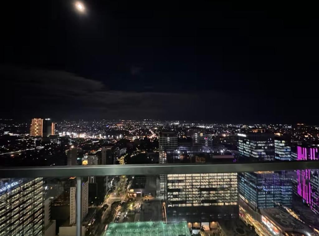 Nespecifikovaný výhled na destinaci Manila nebo výhled na město při pohledu z hotelu