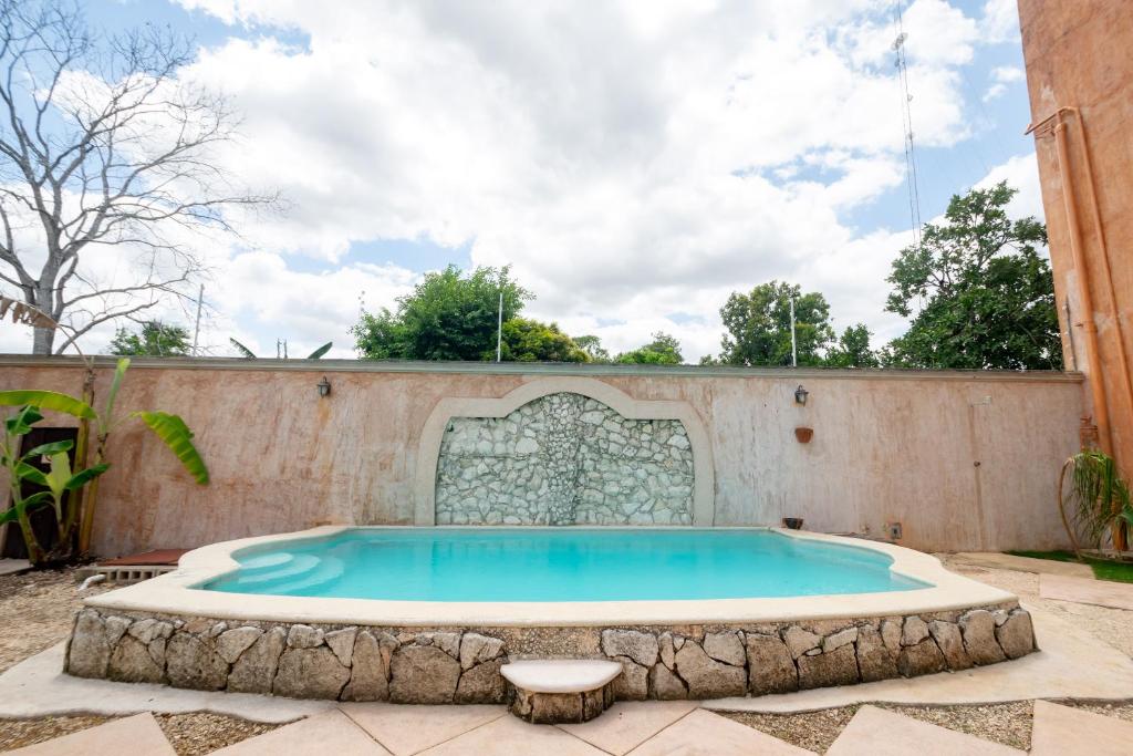 Bazén v ubytování Hotel Boutique Kiin Wayeb nebo v jeho okolí