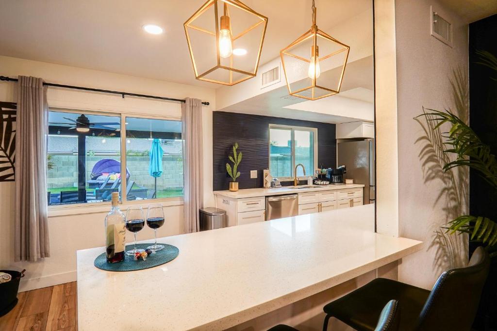 Una cocina o zona de cocina en Lazy Palms