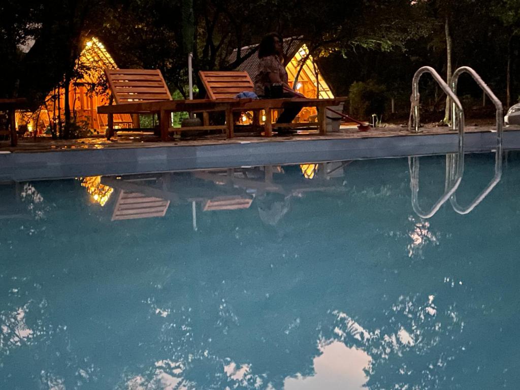 Bazén v ubytování Ayubowan Nature Cottage nebo v jeho okolí