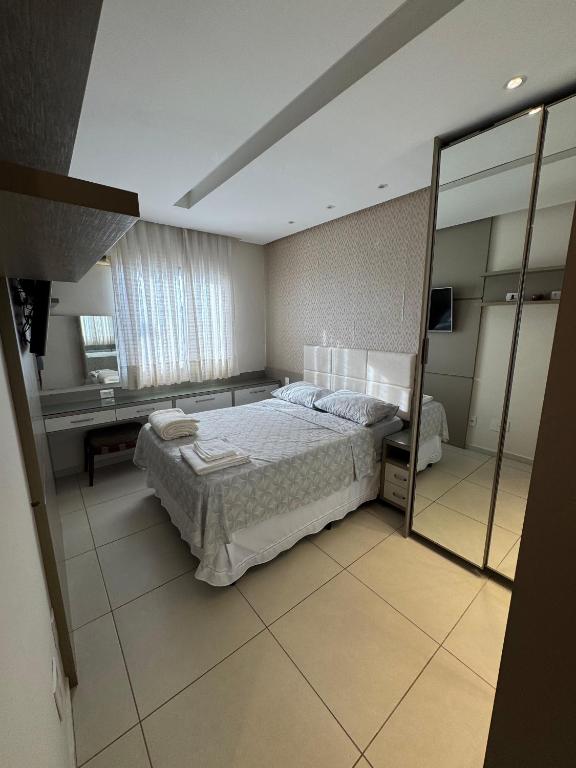 Postel nebo postele na pokoji v ubytování Excelente apartamento na Pedreira localização estratégica