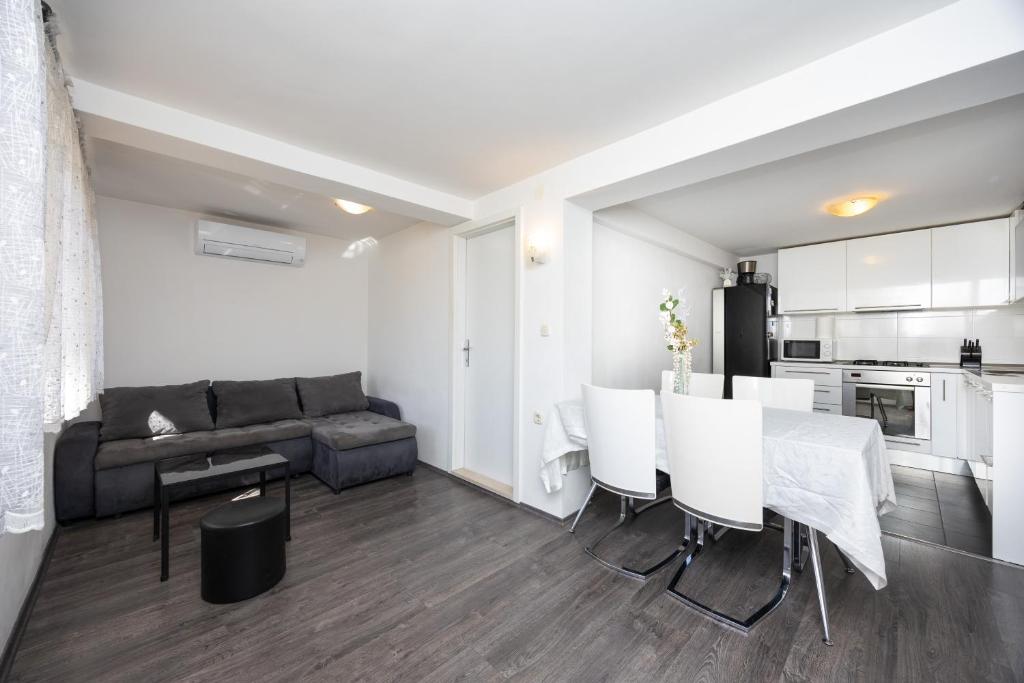 Apartments Marija