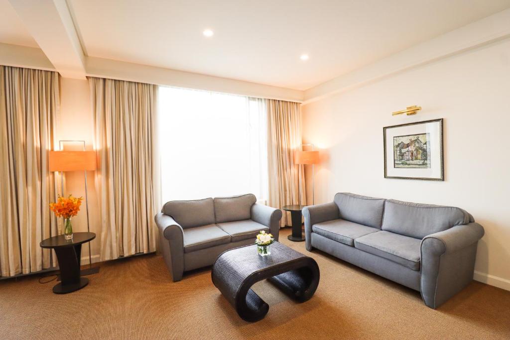 Suite Premier 2 Phòng Ngủ Đủ Dịch Vụ