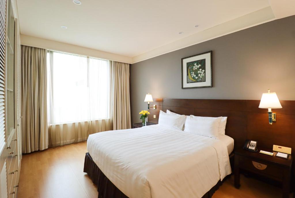 Suite Premier 2 Phòng Ngủ Đủ Dịch Vụ