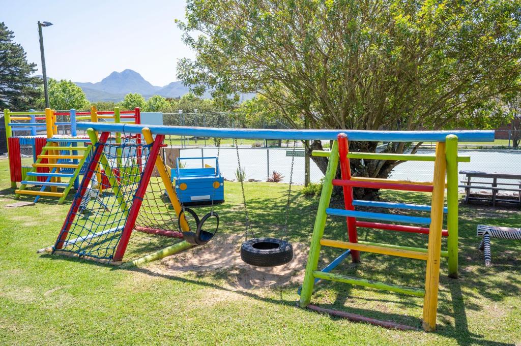 Aire de jeux pour enfants de l'établissement Pine Lodge George
