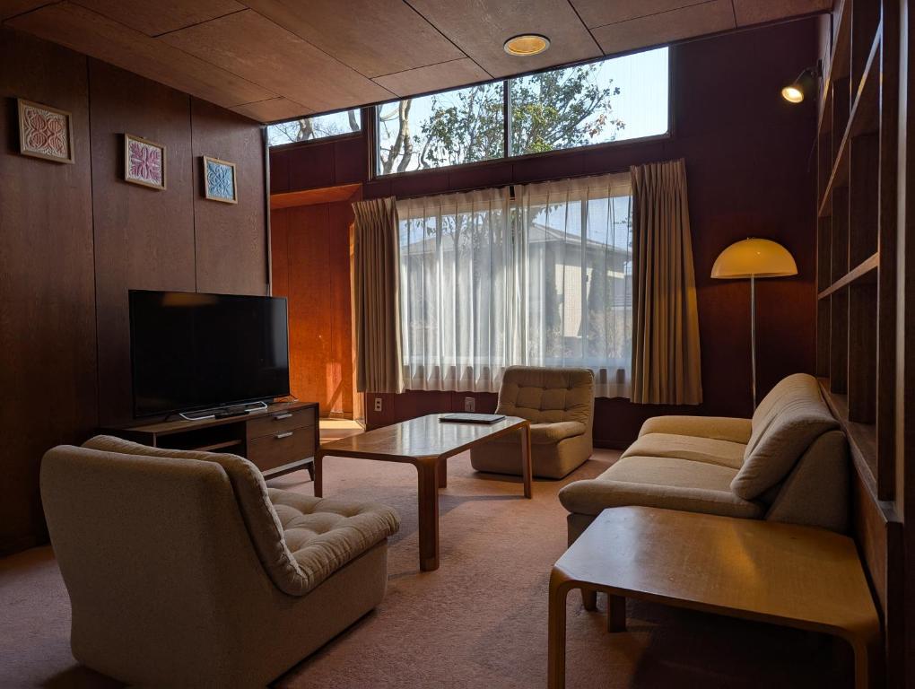 TV a/nebo společenská místnost v ubytování Kawaguchiko Hotel